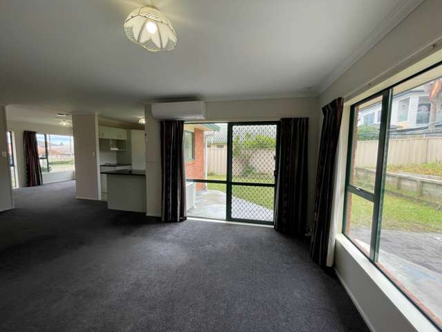 8 Crossandra Drive Mangere_4