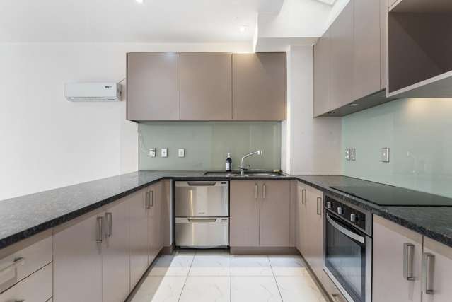 4/2 Upper Queen Street Auckland Central_3
