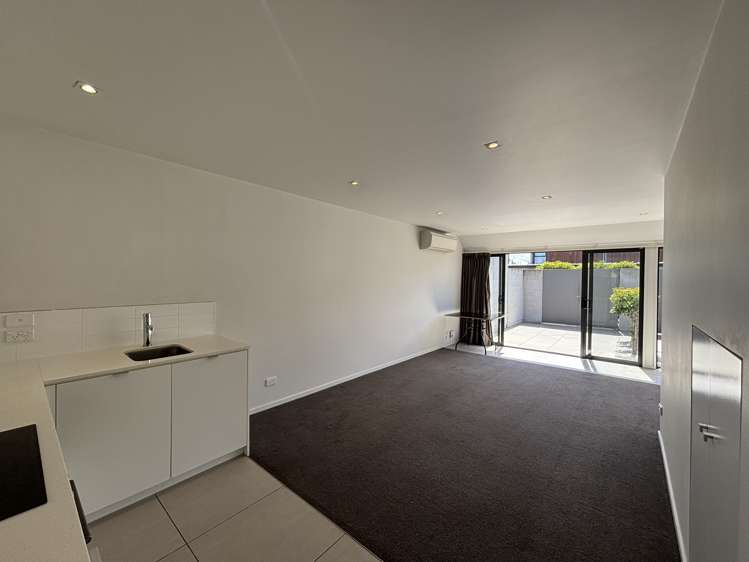 7/20 North Avon Road Richmond_2