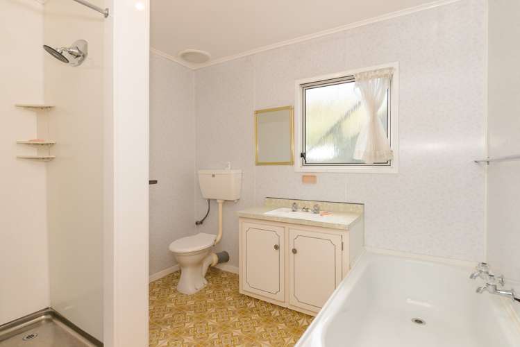 3c Taranaki Street Picton_8