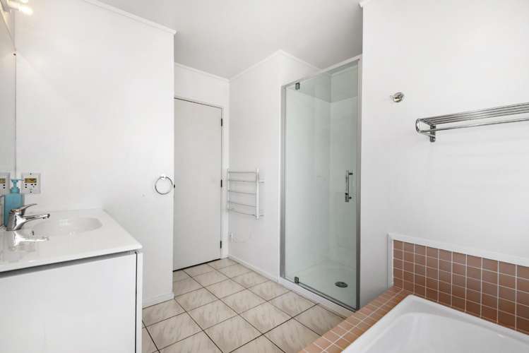 20 Ronald Macken Place Windsor Park_21