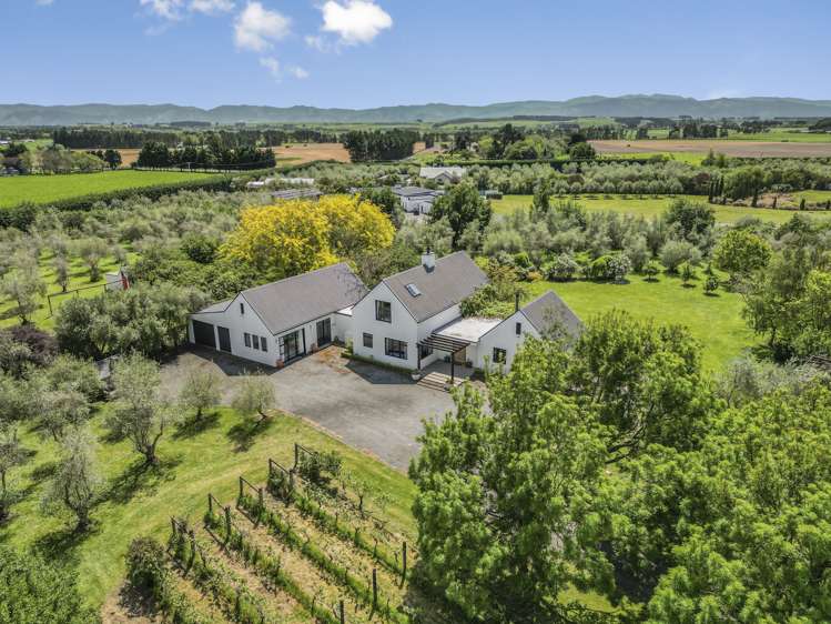 9/239 Lake Ferry Road Martinborough_0