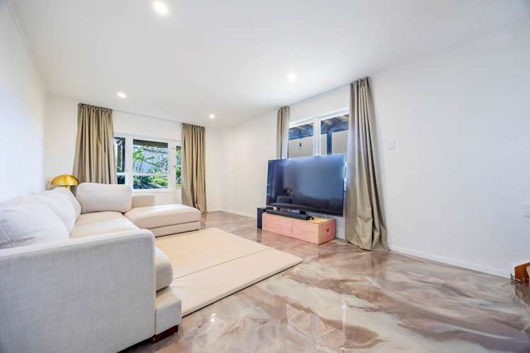 3 Dalmeny Close Murrays Bay_19