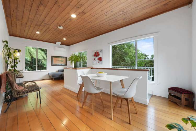 53 Laingholm Drive Laingholm_5