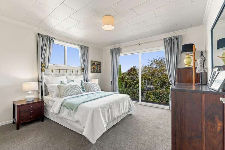 154 Mays Road St Albans_12