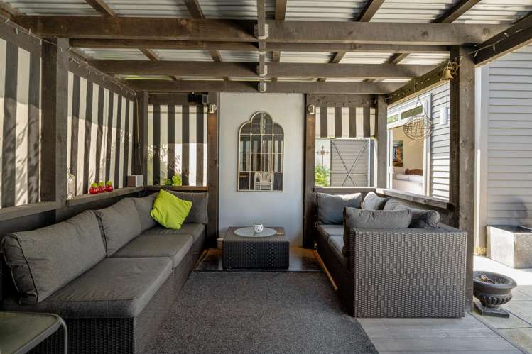 23 Covent Gardens Springlands_15