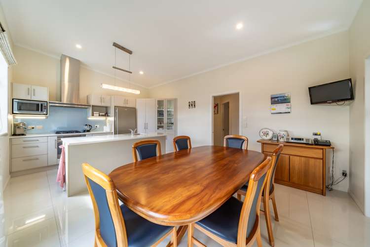 17 Parkwood Grove Trentham_8