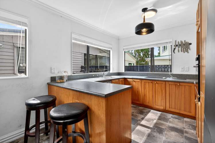 975 Fergusson Drive Ebdentown_6