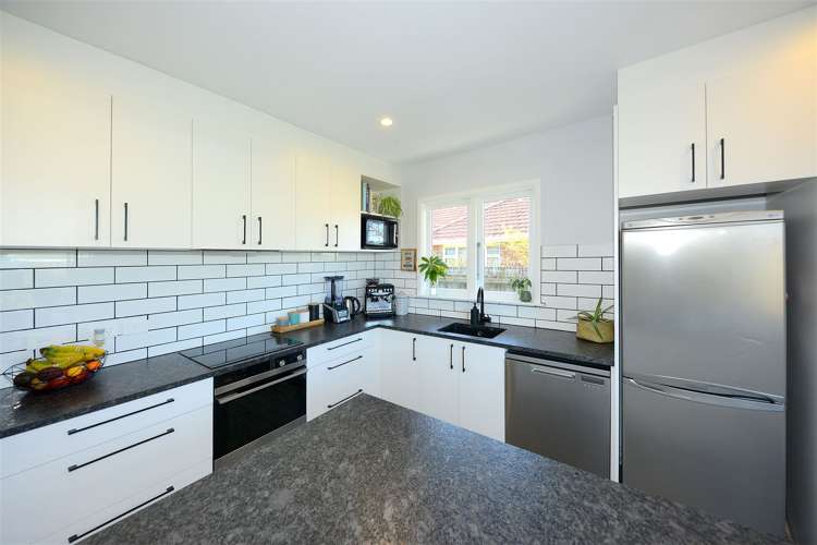 1/33 Hare Street Ilam_13