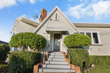 12 Hillcrest Road_1