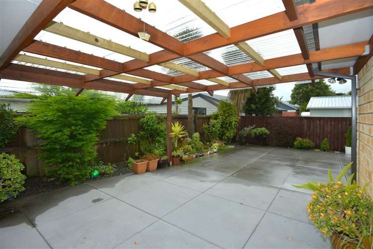 35 Sullivan Avenue Woolston_11