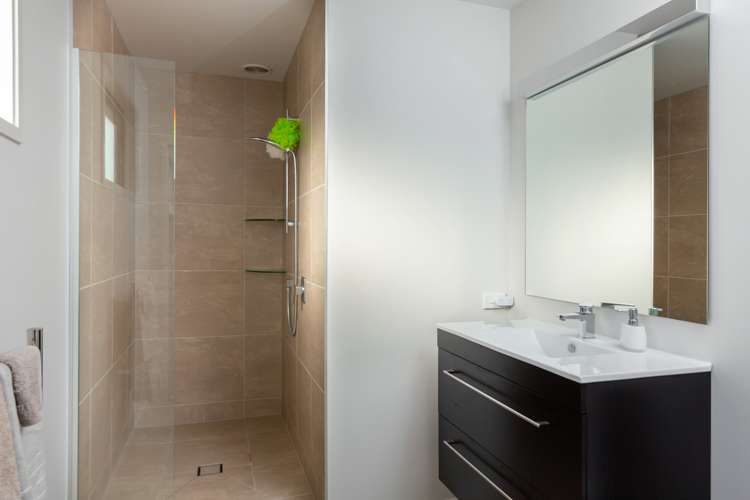 112a Charles Street Blenheim Central_17