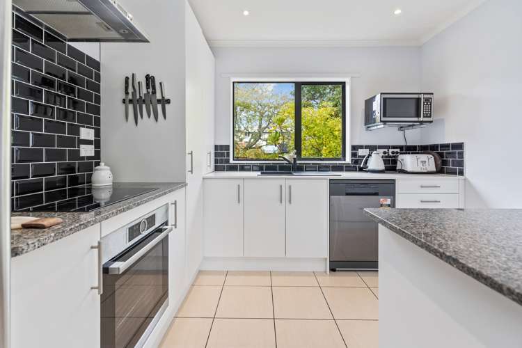 20 Roderick Place Onerahi_15