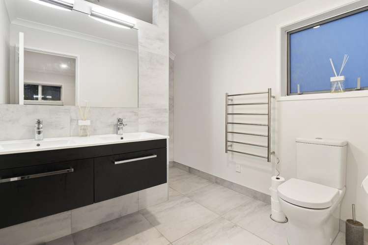 19 Puhirake Crescent Pyes Pa_21