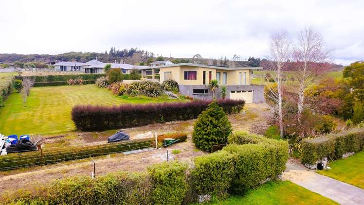 33 Ruataniwha Drive Collingwood_1