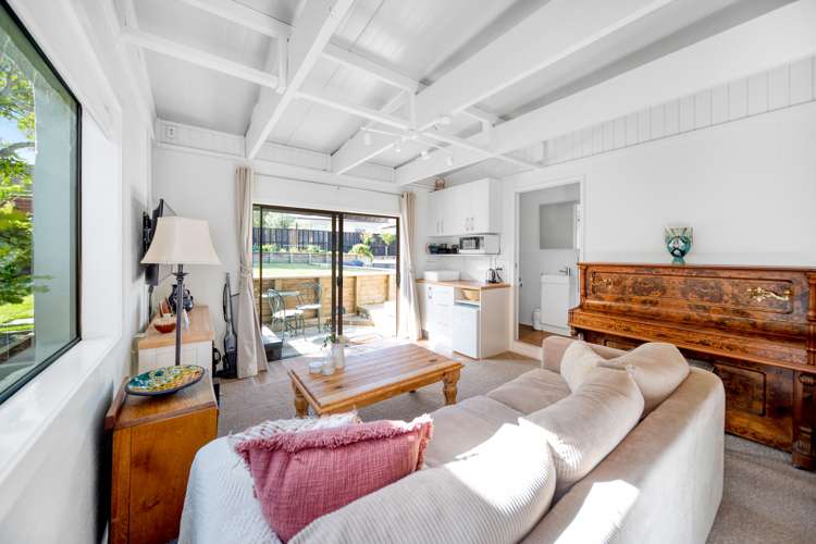 35 Luton Avenue Sunnyhills_13