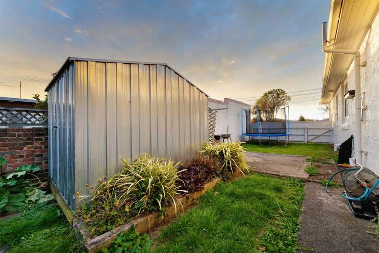 12a Severn Street Mosgiel_21