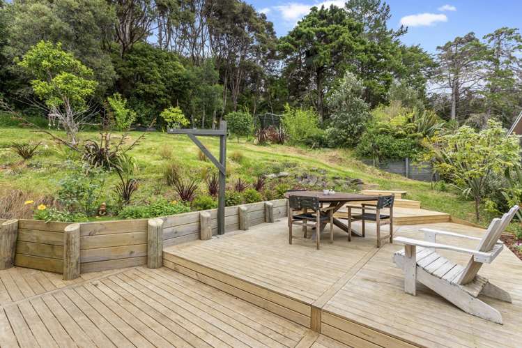 619 Huia Road Parau_9