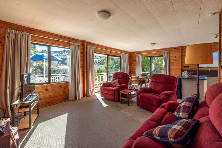 1 Ocean Road Surfdale_9