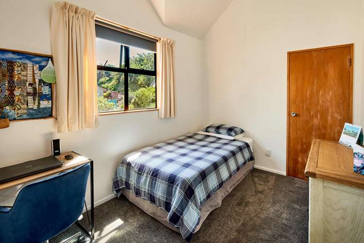 66 Leeward Drive Whitby_11