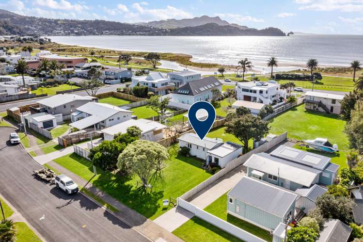 215 Cook Drive Whitianga_14