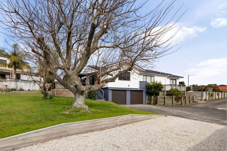 43 Lansdowne Crescent Glenview_28