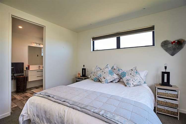 132 South Bay Parade Kaikoura_9