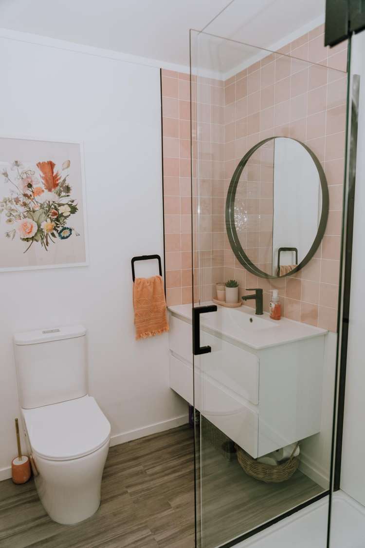 Address withheld Geraldine_17