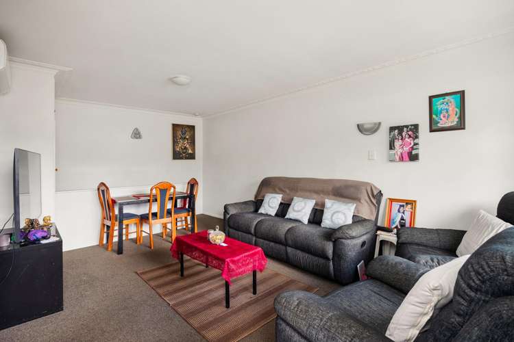 77 Richardson Road Mt Albert_4
