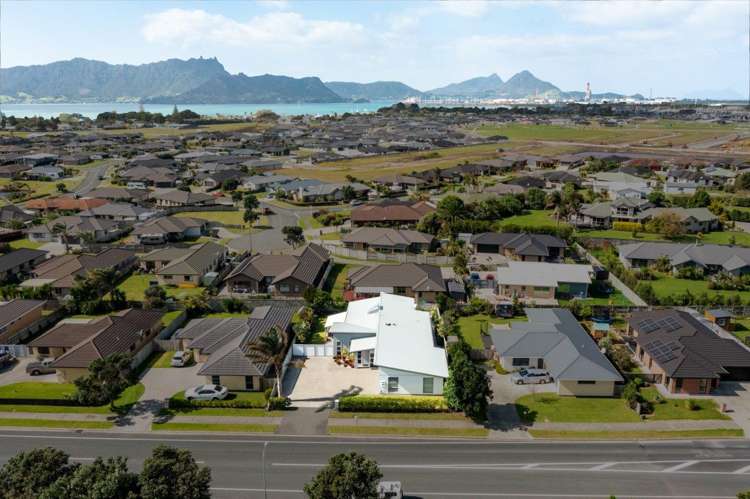 377 One Tree Point Road One Tree Point_28