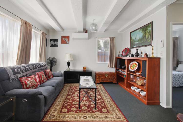 2/46 Chartwell Avenue Glenfield_6