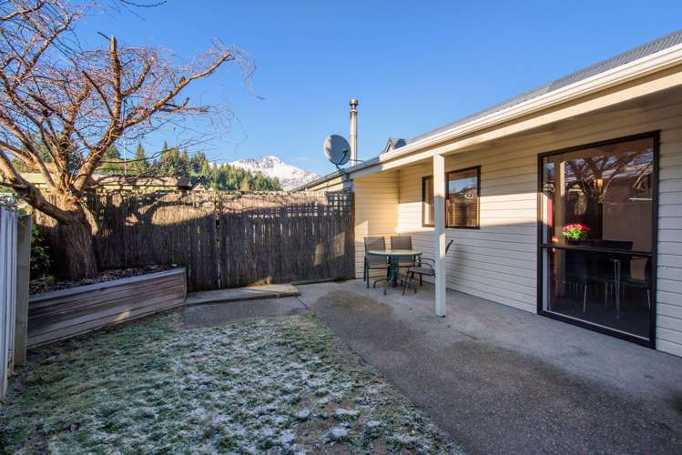 5a Watts Road Fernhill/Sunshine Bay_17