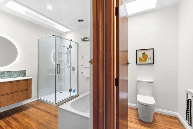 10 North Terrace Westshore_18