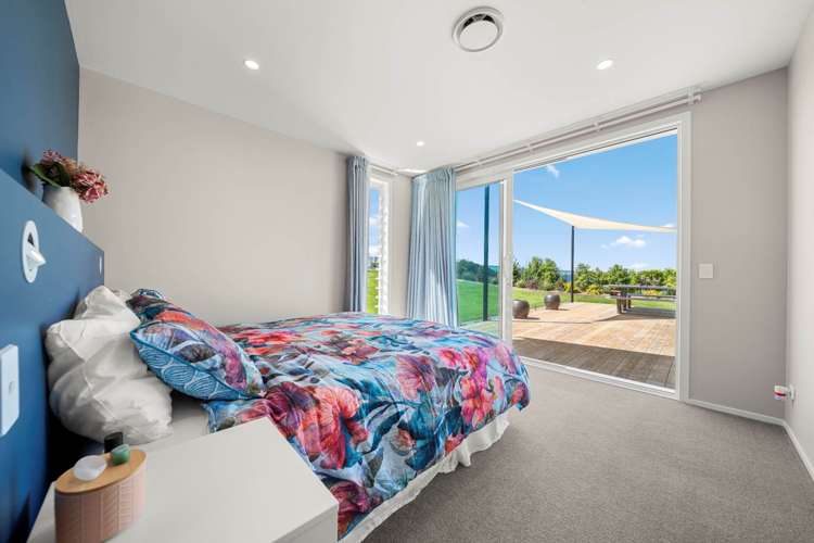 14 Rongoa Road Okura Bush_30