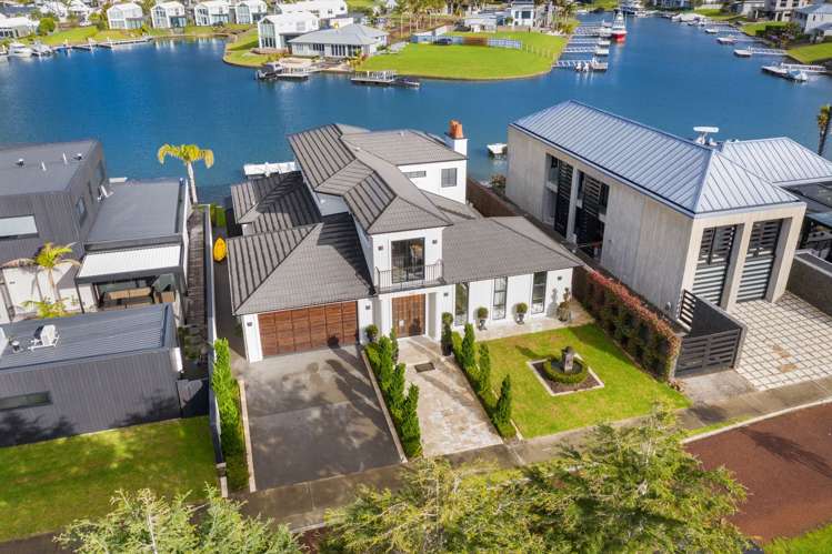 137 Motu Capri Pauanui_25