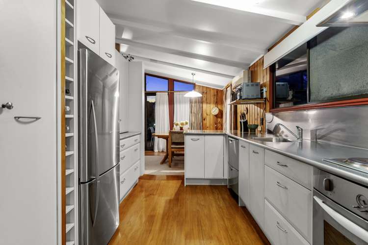 62 Jonathon Street Brookfield_2