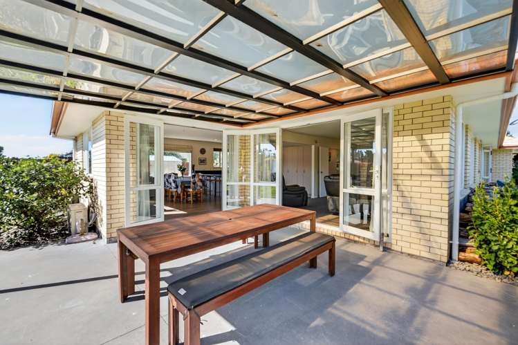 17 School Lane Kirwee_12