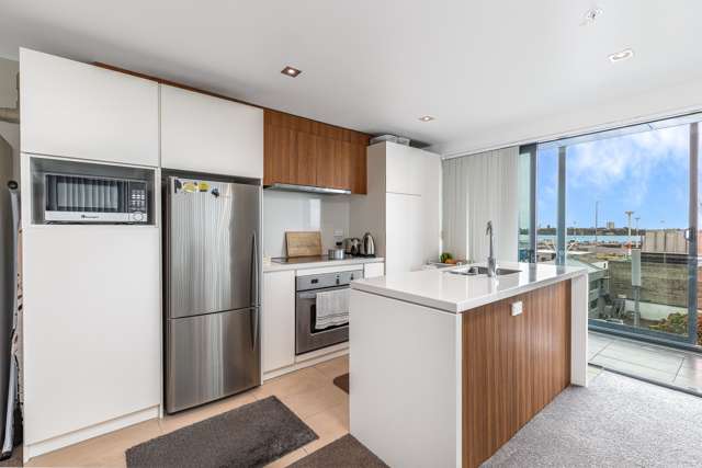 513/4 Dockside Lane Auckland Central_2