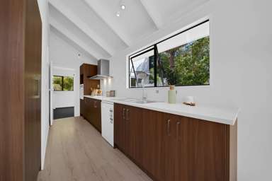 1/5 Wyvern Place_3