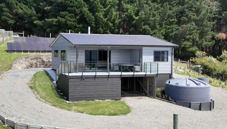 301 E Tahakopa Valley Road Owaka_1