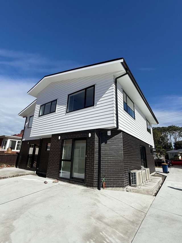 124 Portage Road New Lynn_2