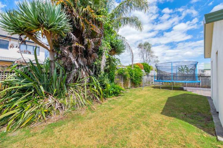 2 Albizia Avenue Henderson_24