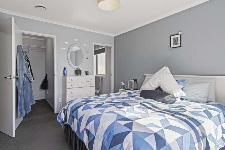 3 Austen Way Hairini_5