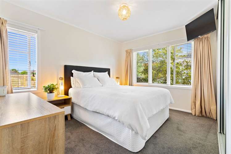 7 Kervil Avenue Te Atatu Peninsula_11