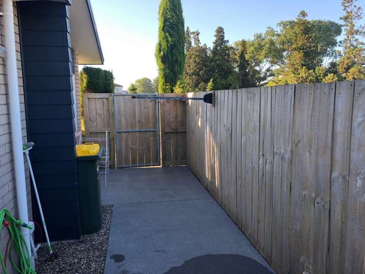 19C Inverness Avenue 1074_16