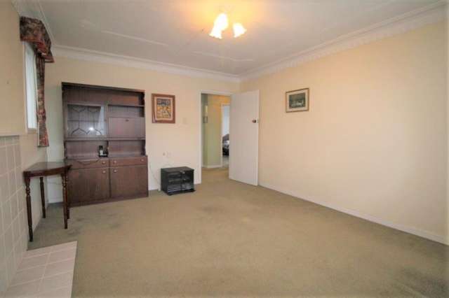 226 Crawford St 10545_3