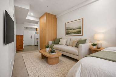 6E/2 Eden Crescent_2