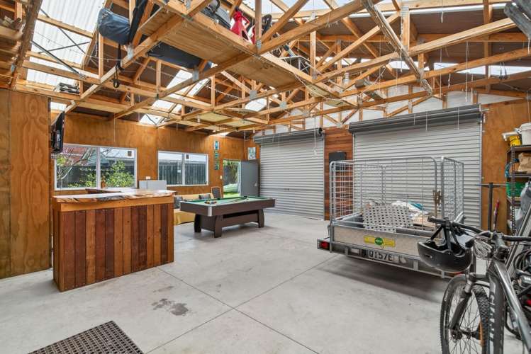 27 Woodford Avenue Brookfield_18