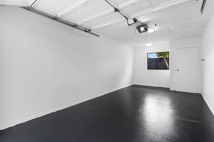 1/56B Burundi Avenue Clendon Park_12