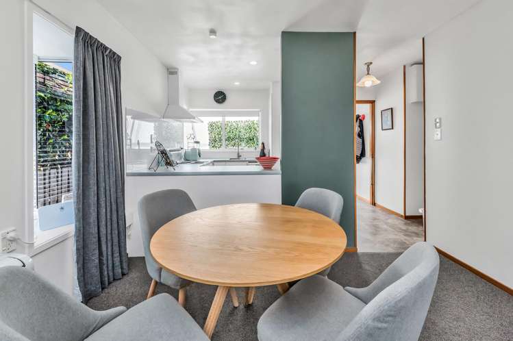 1/30 High Street Leeston_6